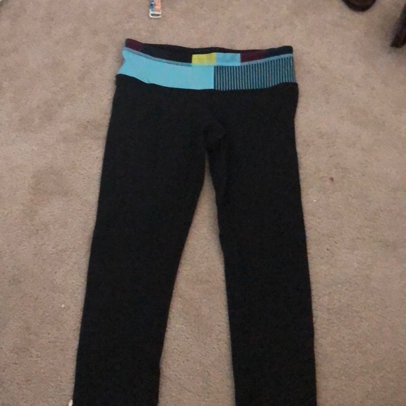 Cropped Lululemon leggings - Picture 1 of 5